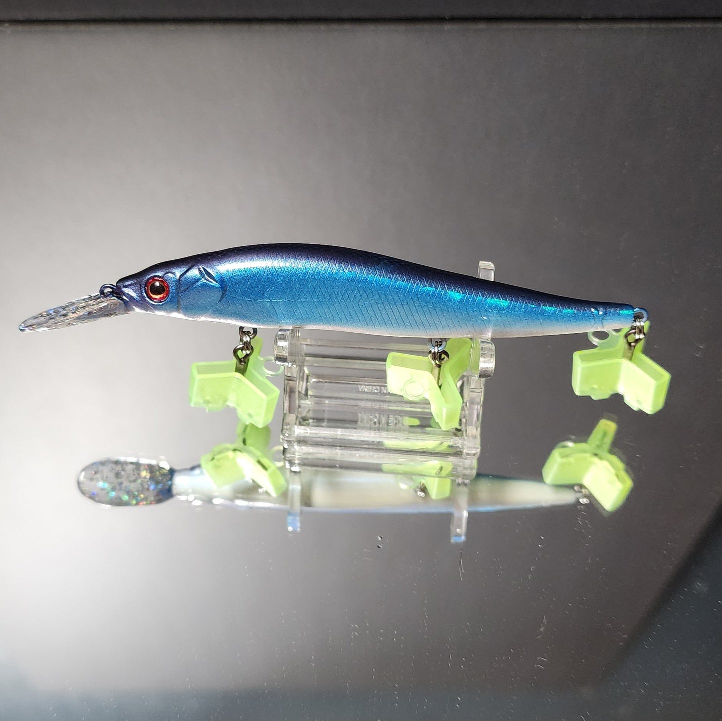Vision 110 +1 jerkbait Clone (Arctic Darkfrost)